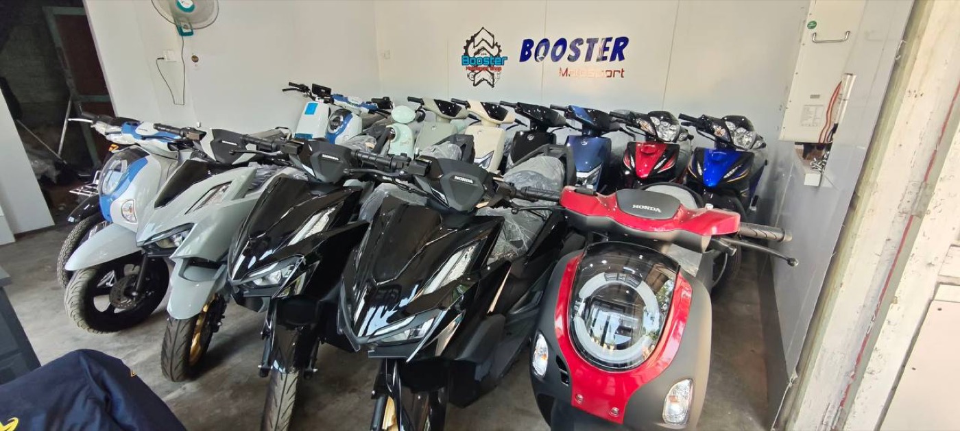 Booster Showroom